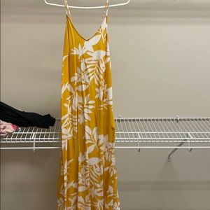 Women’s maxi dress